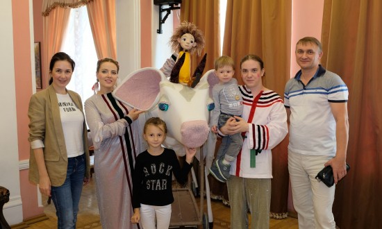 Астраханский театр кукол торжественно открыл XXXIII сезон