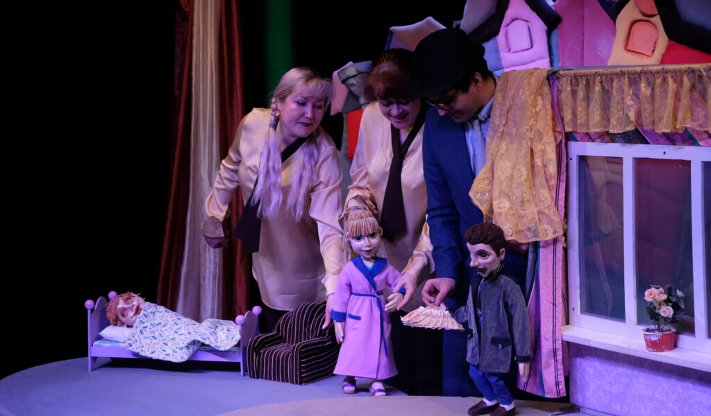 Международный день театра кукол